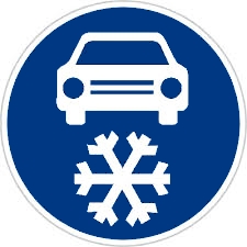 Dopravní značení 15a - povinnost užití zimní výbavy